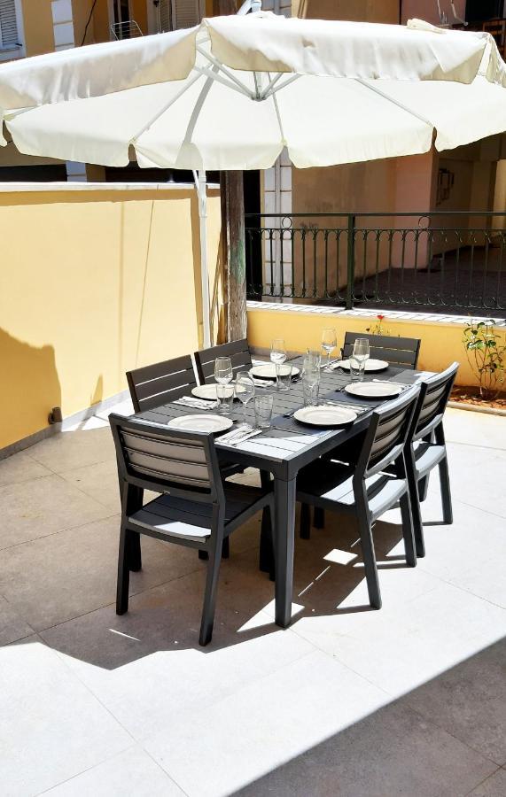 Melina'S Urban Retreat Villa Corfu  ภายนอก รูปภาพ